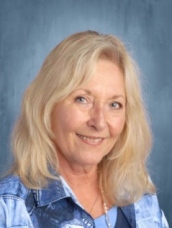 Photo of Elizabeth Manca